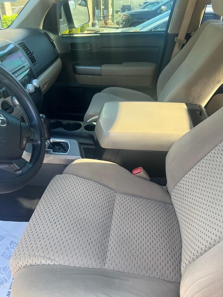 Toyota Tundra 2WD Truck Double Cab 5.7L V8 6-Spd AT (Natl) 2012