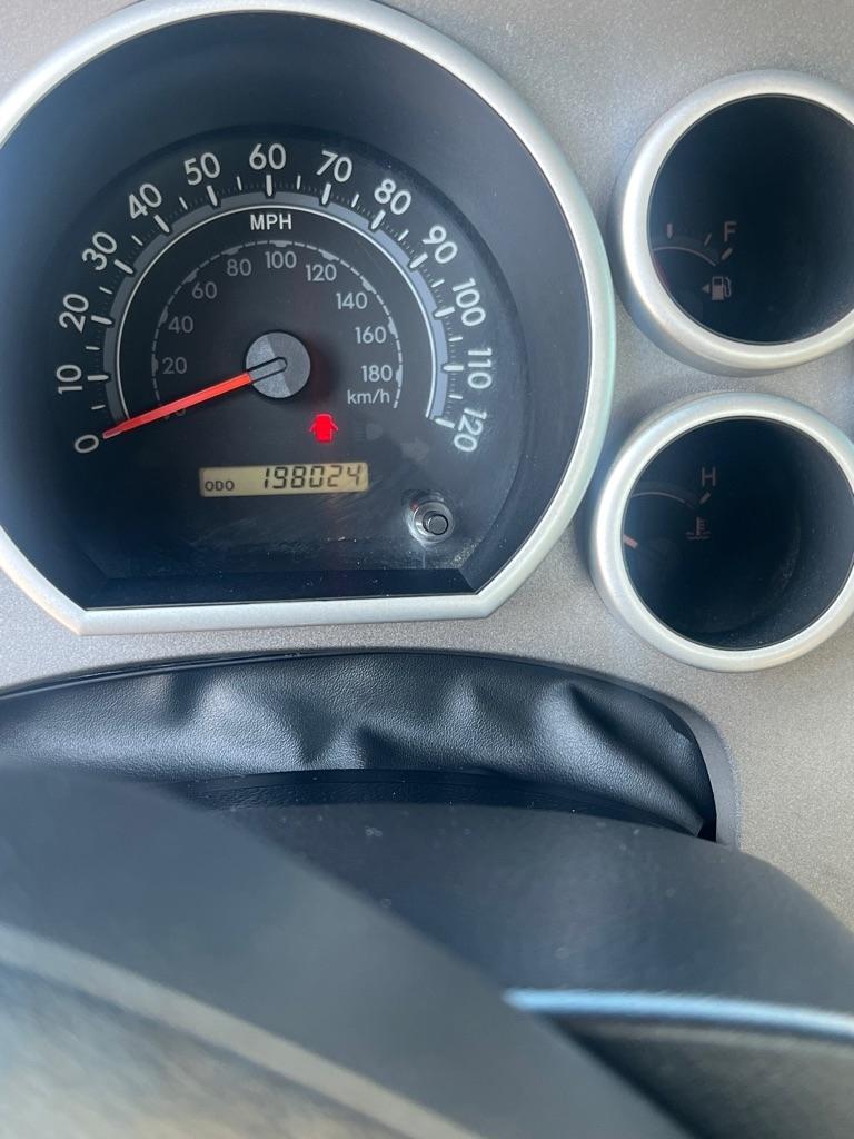 Toyota Tundra 2WD Truck Double Cab 5.7L V8 6-Spd AT (Natl) 2012