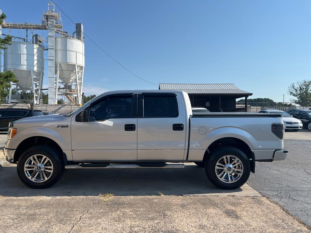 Ford F-150 2WD SuperCrew 145" Platinum 2013