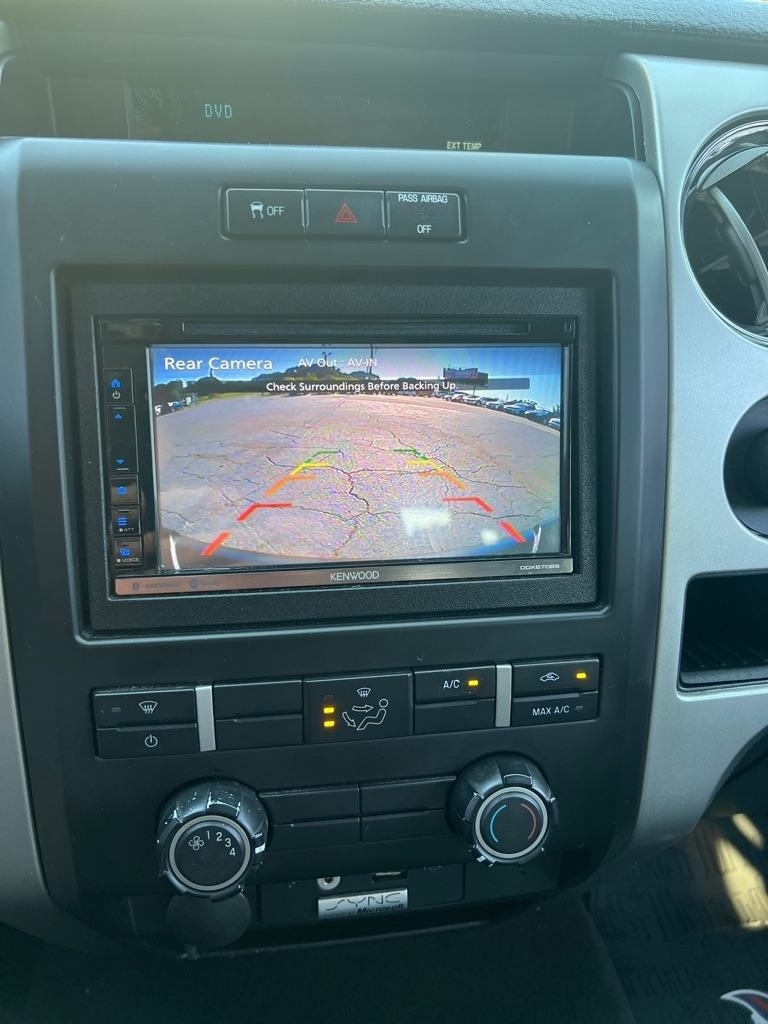 Ford F-150 2WD SuperCrew 145" Platinum 2013