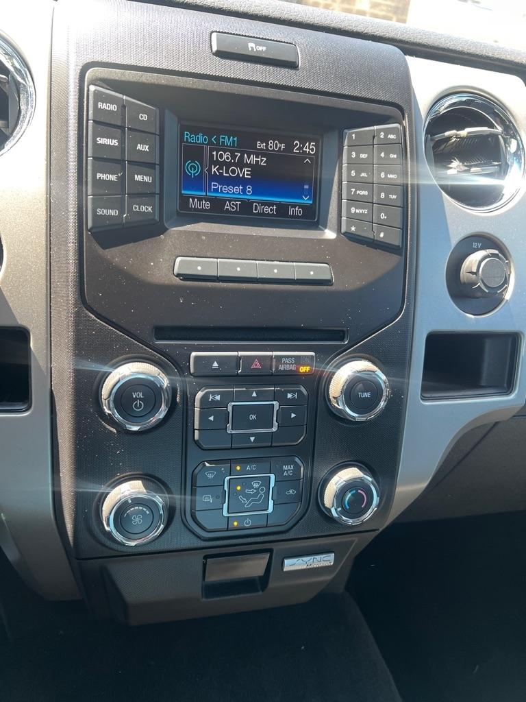 Ford F-150 4WD SuperCrew 145" Platinum 2013