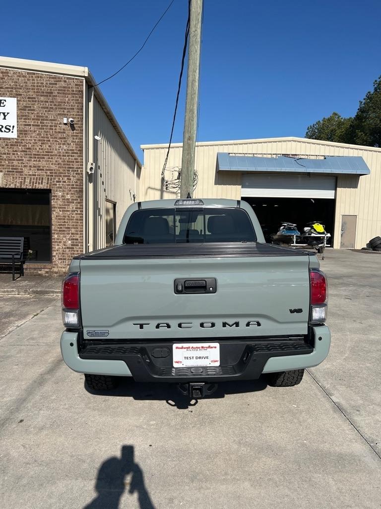 Toyota Tacoma 2WD TRD Off Road Double Cab 5' Bed V6 AT (Natl) 2022