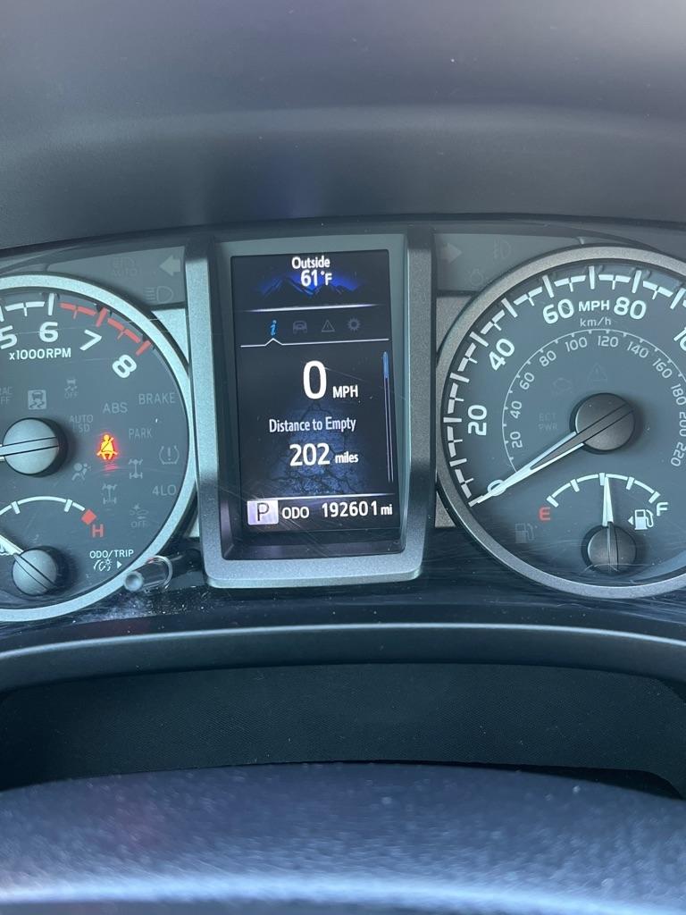 Toyota Tacoma 2WD TRD Off Road Double Cab 5' Bed V6 AT (Natl) 2022