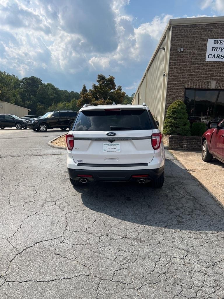 Ford Explorer XLT FWD 2018