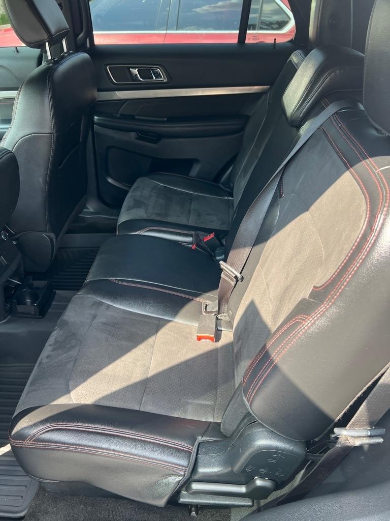 Ford Explorer XLT FWD 2018