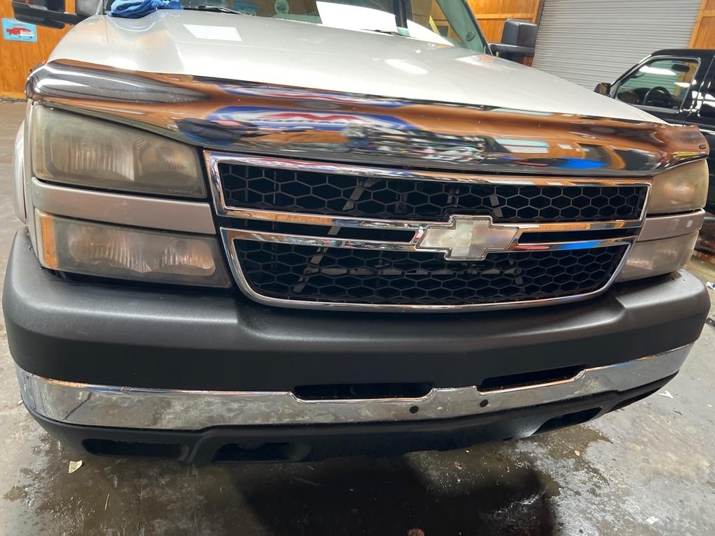 Chevrolet Silverado 2500HD Classic 4WD Crew Cab 153" LT3 2007