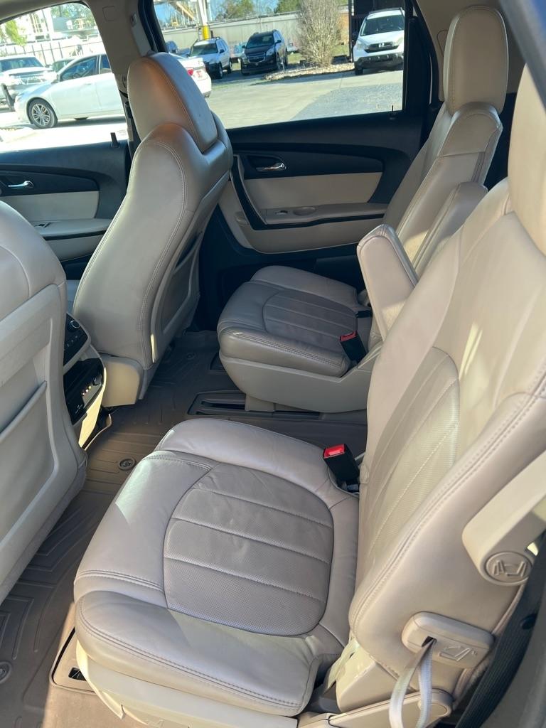 GMC Acadia FWD 4dr Denali 2012