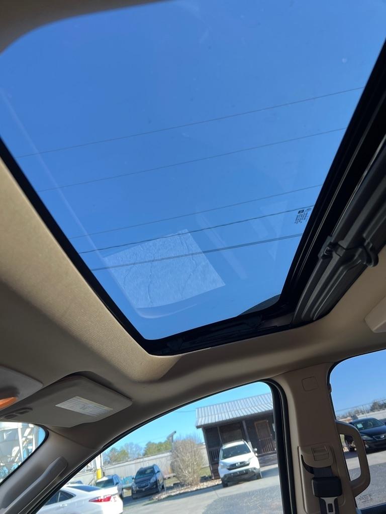 GMC Acadia FWD 4dr Denali 2012