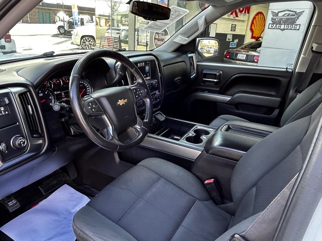 Chevrolet Silverado 1500 2WD Crew Cab 143.5" LT w/1LT 2015