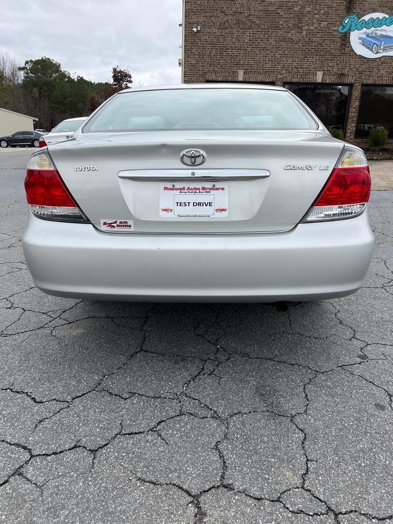 Toyota Camry 4dr Sdn XLE Auto (Natl) 2006