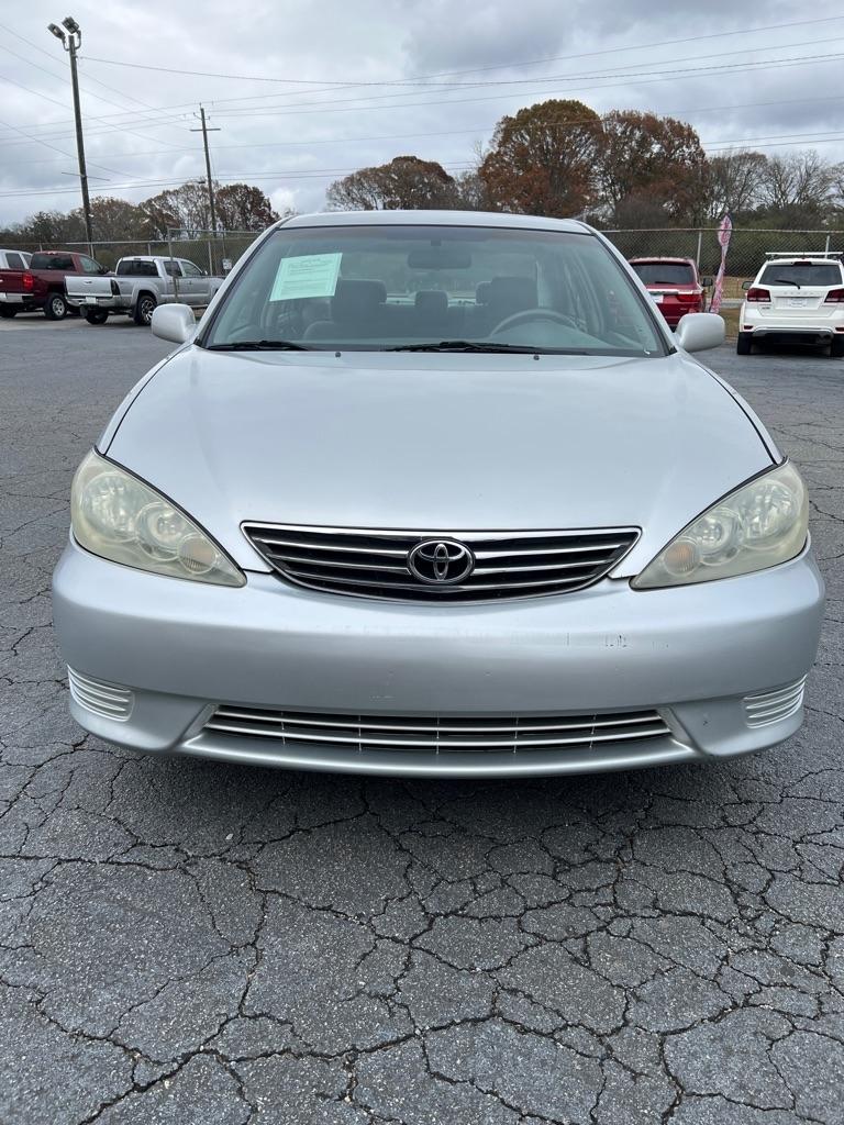 Toyota Camry 4dr Sdn XLE Auto (Natl) 2006