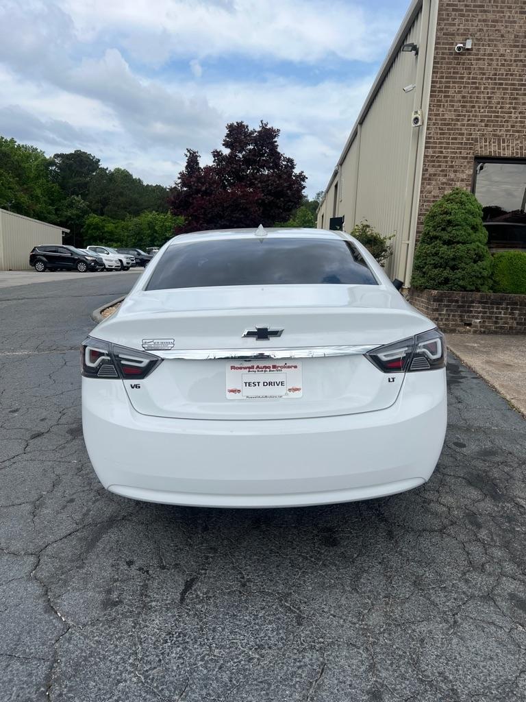 Chevrolet Impala 4dr Sdn LT w/1LT 2018