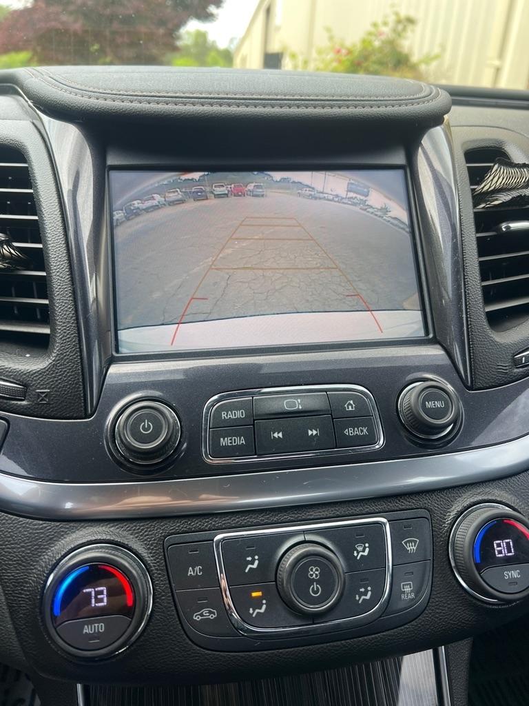 Chevrolet Impala 4dr Sdn LT w/1LT 2018