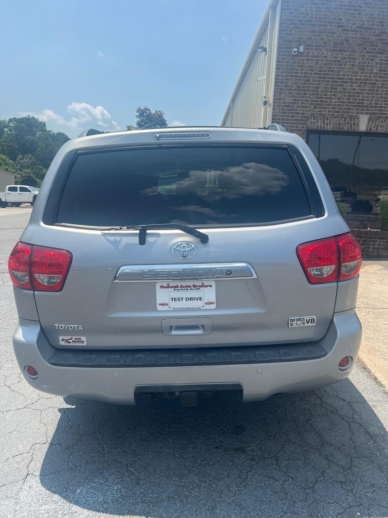 Toyota Sequoia RWD 4dr LV8 6-Spd AT Ltd (Natl) 2008