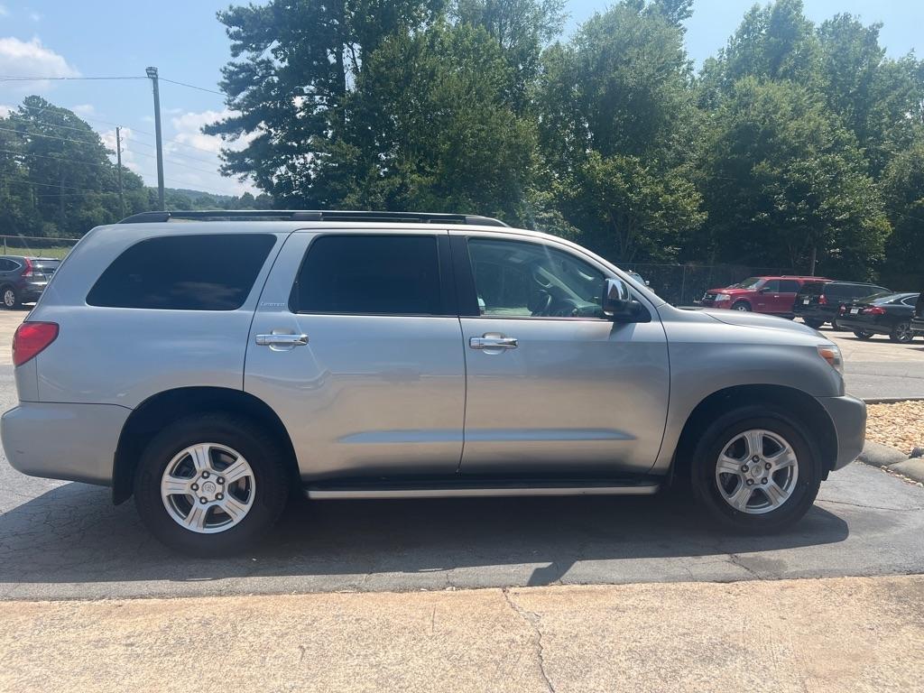 Toyota Sequoia RWD 4dr LV8 6-Spd AT Ltd (Natl) 2008