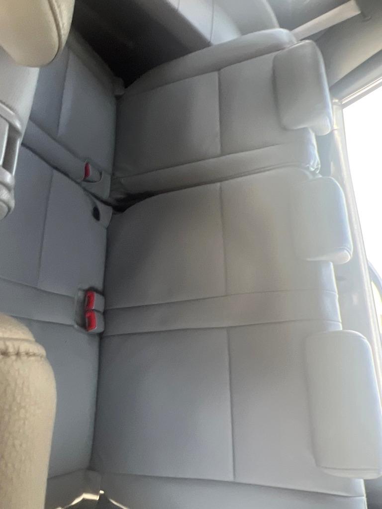 Toyota Sequoia RWD 4dr LV8 6-Spd AT Ltd (Natl) 2008