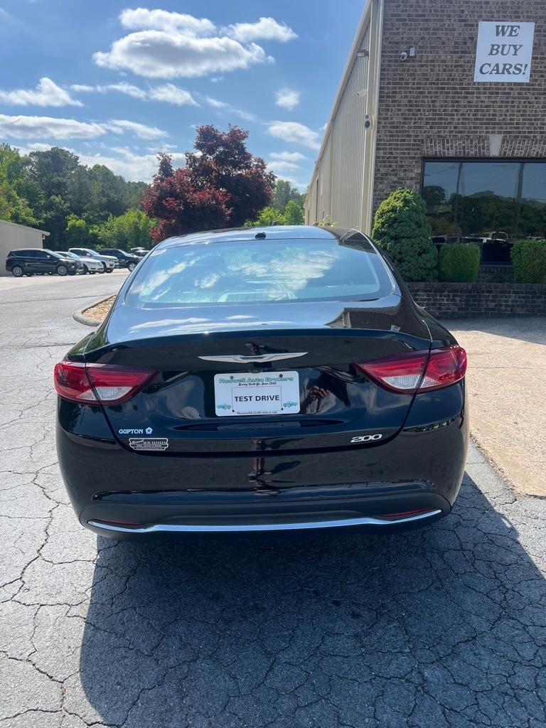 Chrysler 200 4dr Sdn Limited FWD 2015