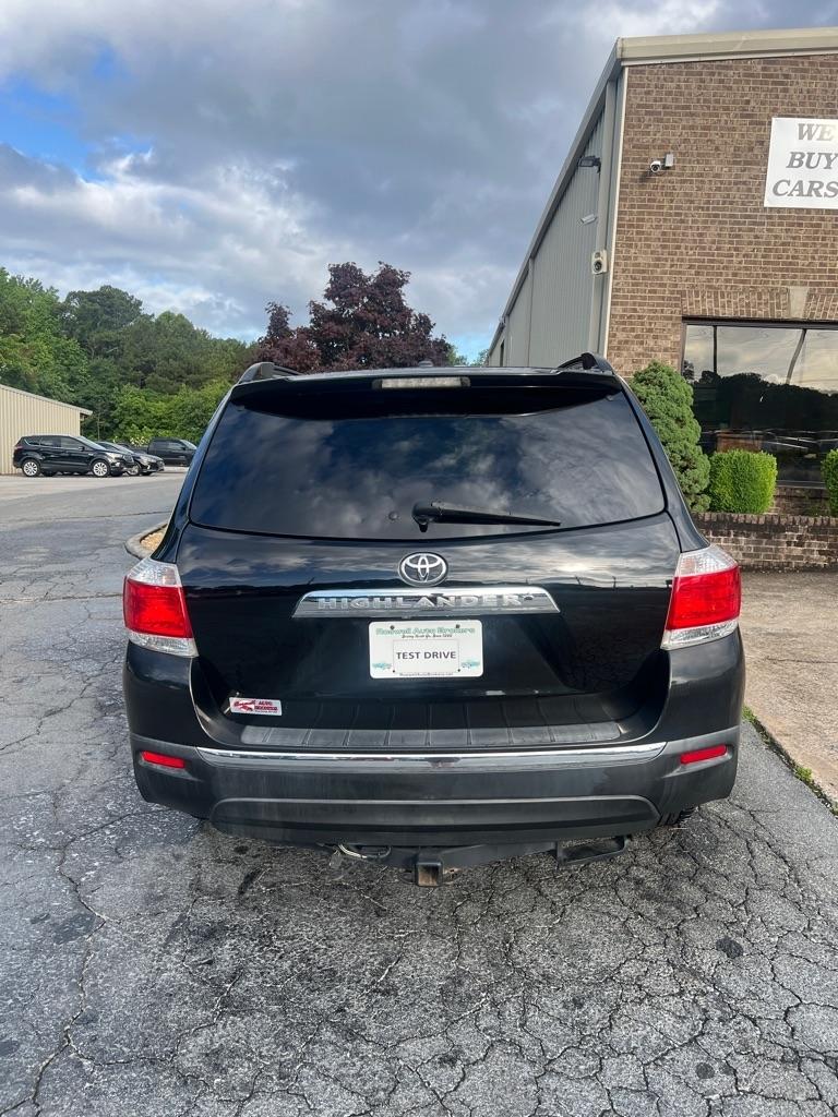 Toyota Highlander FWD 4dr L4 Base (Natl) 2011