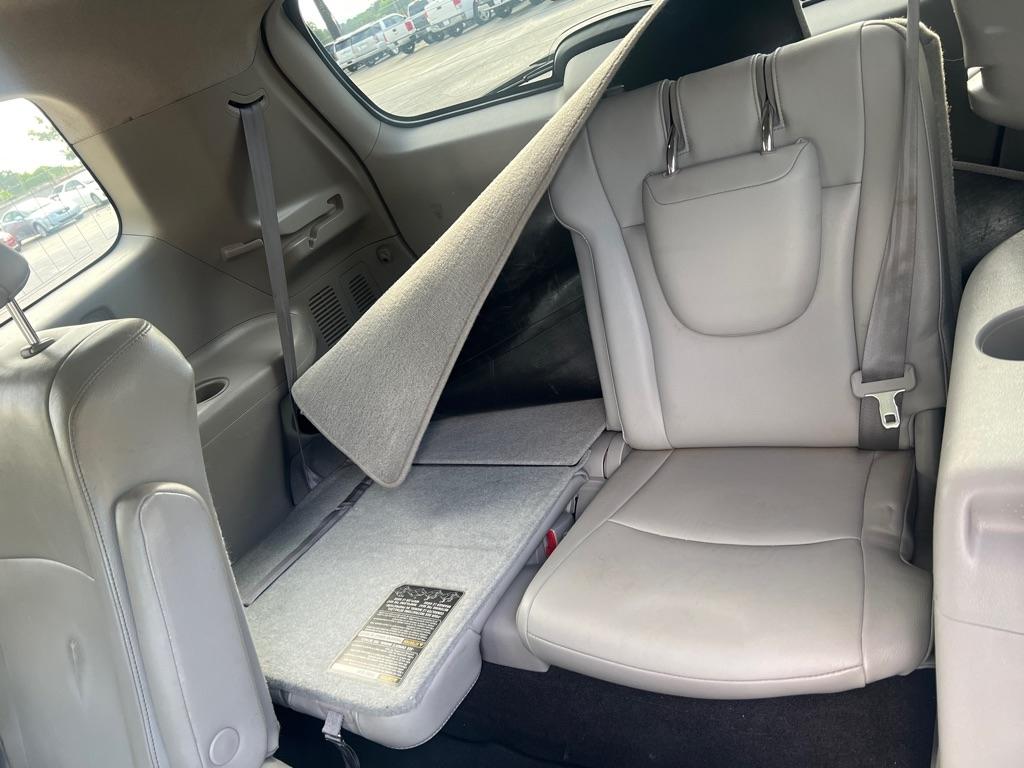 Toyota Highlander FWD 4dr L4 Base (Natl) 2011