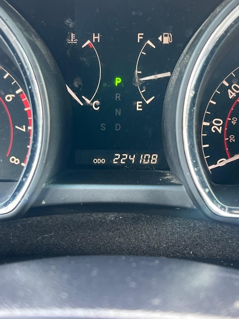 Toyota Highlander FWD 4dr L4 Base (Natl) 2011