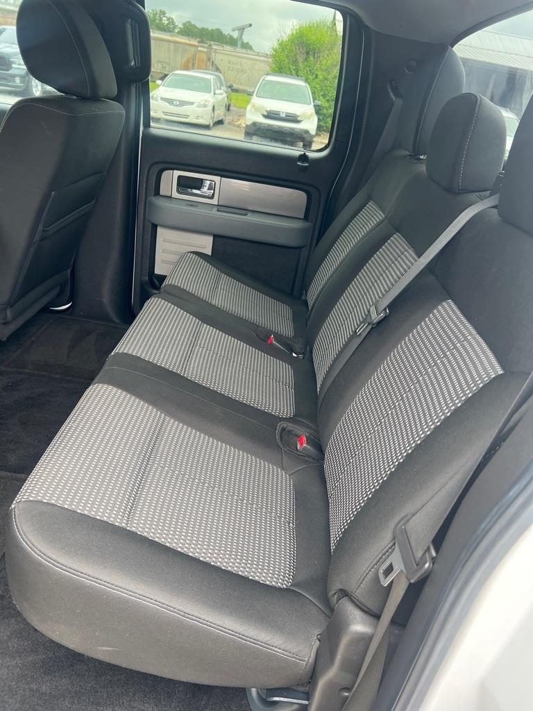 Ford F-150 2WD SuperCrew 145" XLT 2011