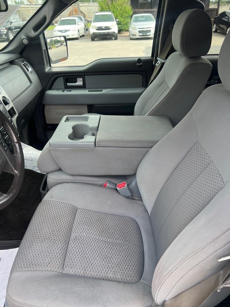 Ford F-150 2WD SuperCrew 145" Platinum 2014