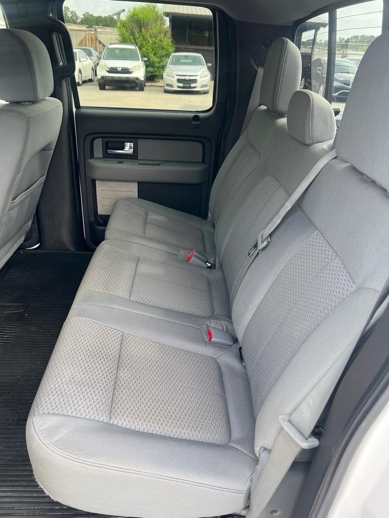 Ford F-150 2WD SuperCrew 145" Platinum 2014