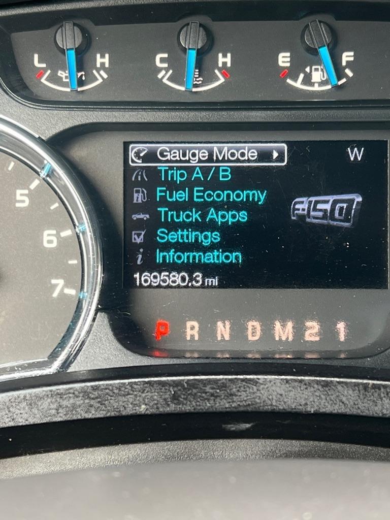 Ford F-150 2WD SuperCrew 145" Platinum 2014