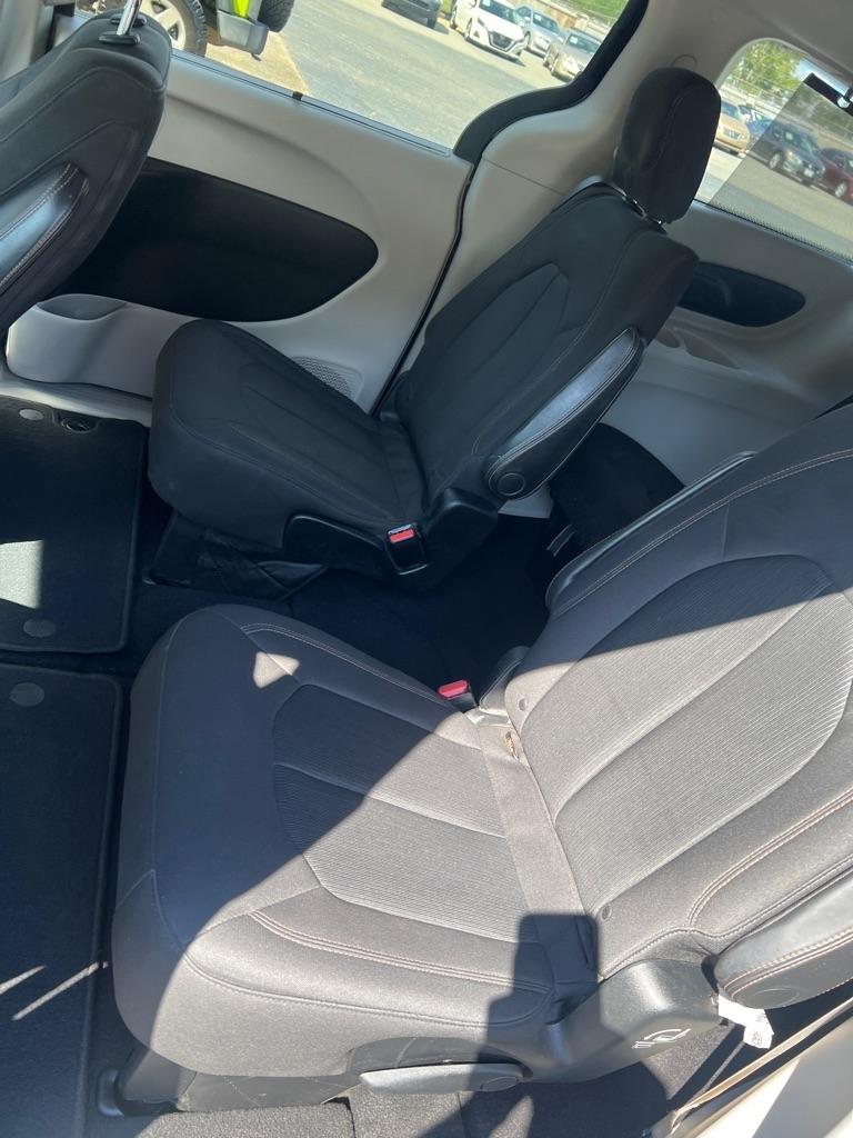 Chrysler Pacifica Touring Plus FWD 2017