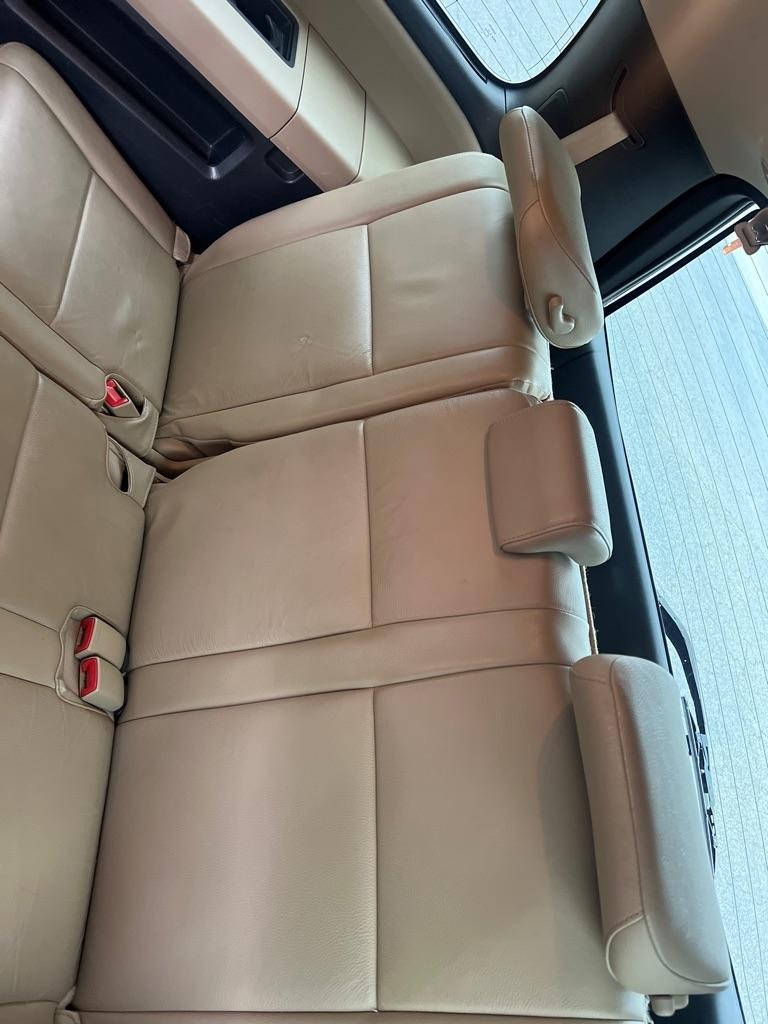 Toyota Sequoia 4WD 5.7L FFV Limited (Natl) 2016