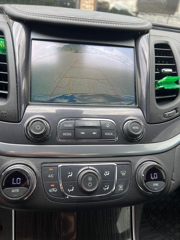 Chevrolet Impala 4dr Sdn LT w/1LT 2020