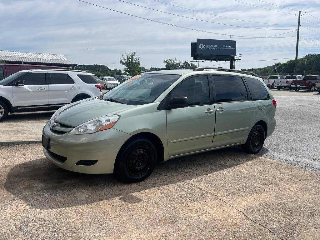 Toyota Sienna 5dr 7-Passenger Van CE FWD (Natl) 2007