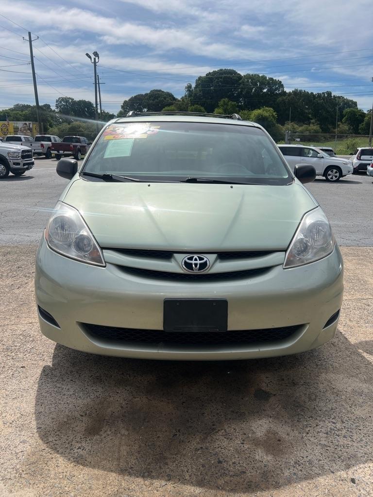 Toyota Sienna 5dr 7-Passenger Van CE FWD (Natl) 2007