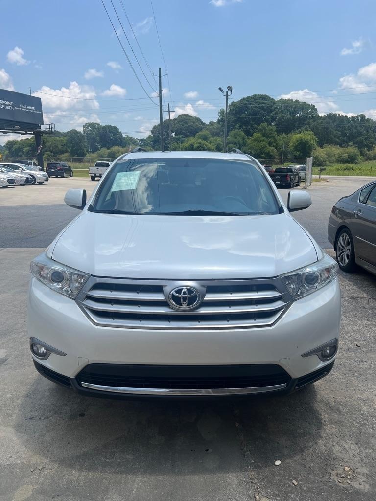 Toyota Highlander FWD 4dr V6 (Natl) 2013