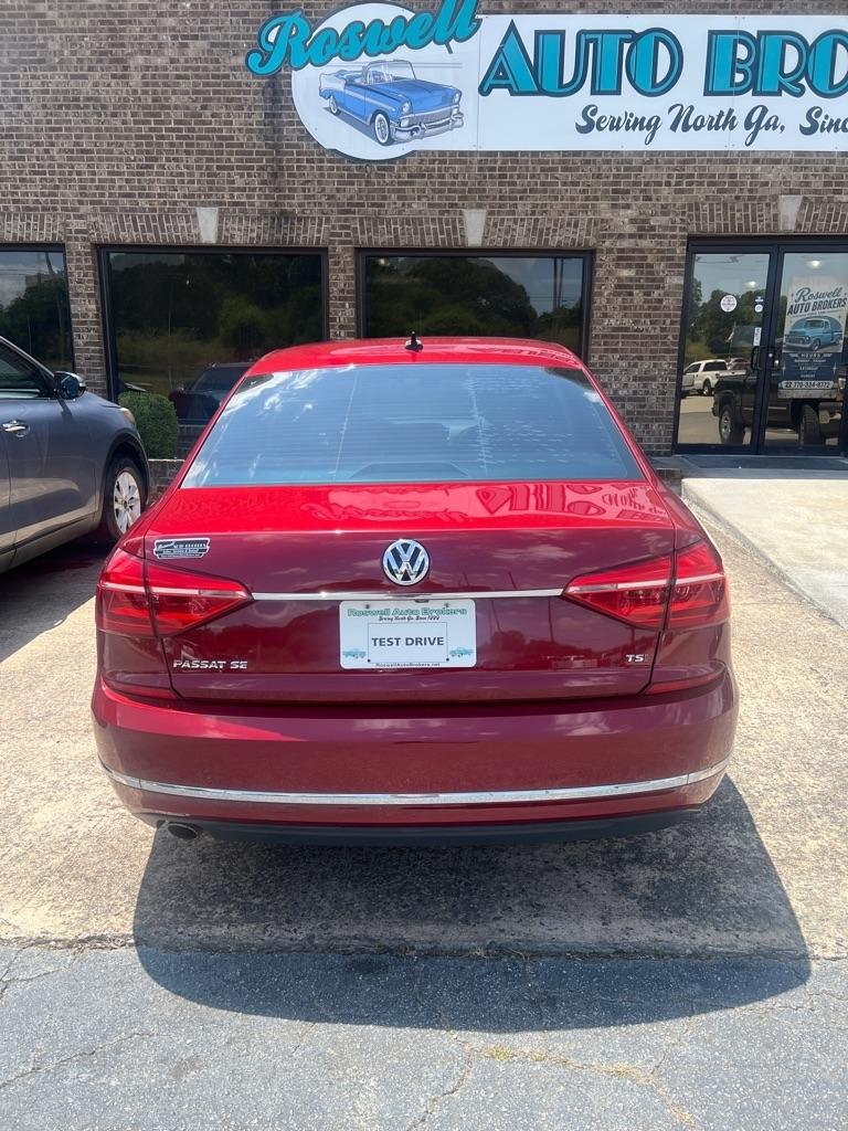 Volkswagen Passat 4dr Sdn 1.8T Auto SE 2016