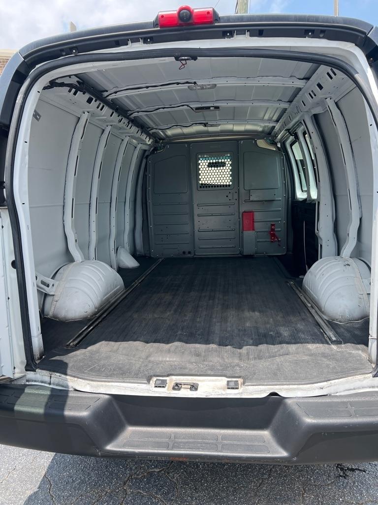 Chevrolet Express Cargo Van RWD 2500 135" 2016