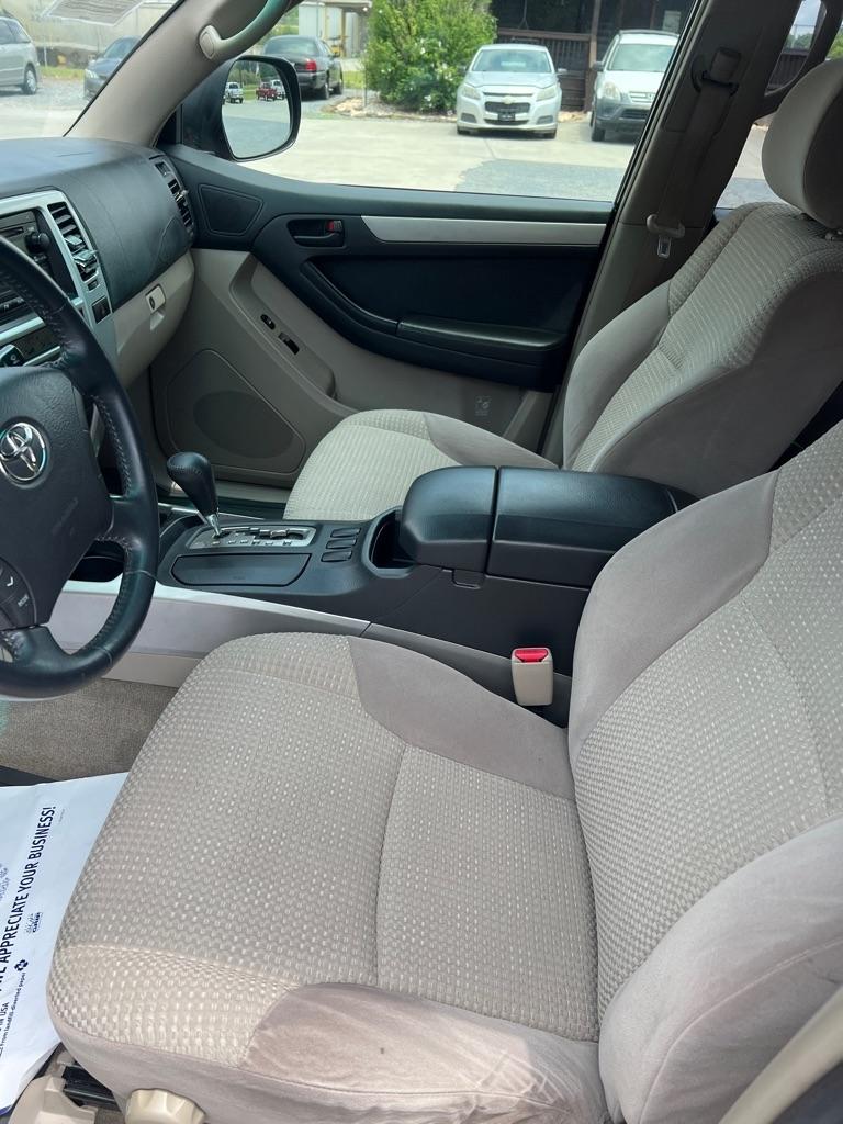 Toyota 4Runner 4dr SR5 V6 Auto (Natl) 2005