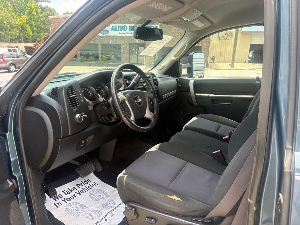 Chevrolet Silverado 2500HD 4WD Ext Cab 144.2" LT 2011