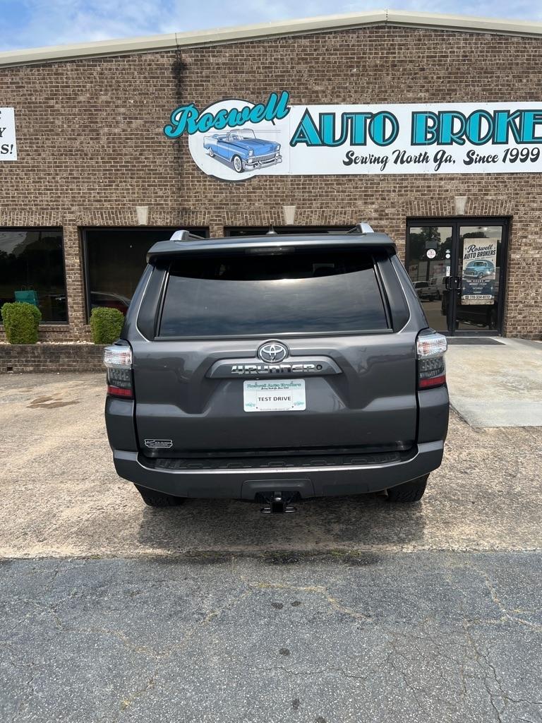 Toyota 4Runner RWD 4dr V6 SR5 Premium (Natl) 2015