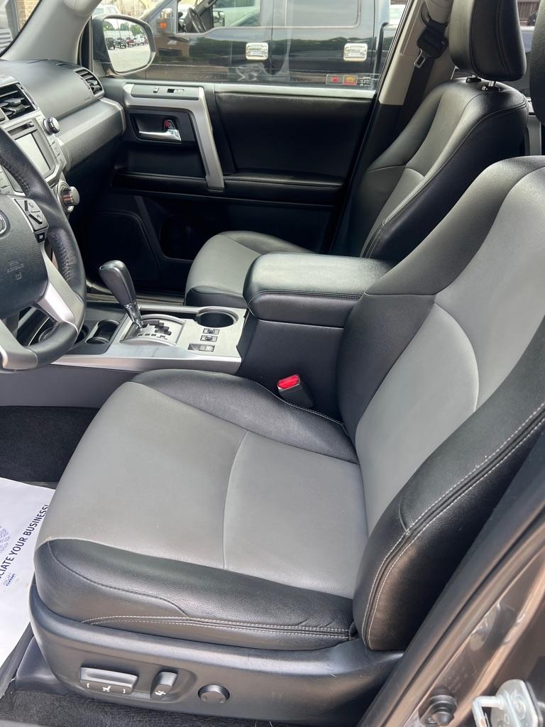 Toyota 4Runner RWD 4dr V6 SR5 Premium (Natl) 2015