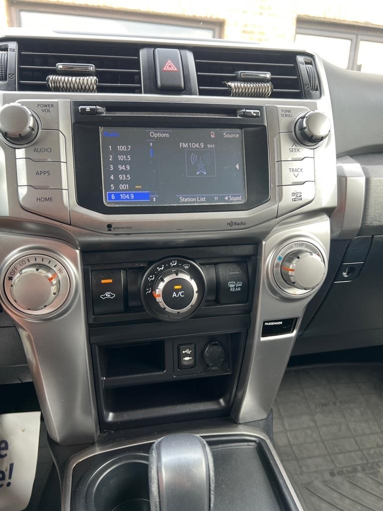Toyota 4Runner RWD 4dr V6 SR5 Premium (Natl) 2015