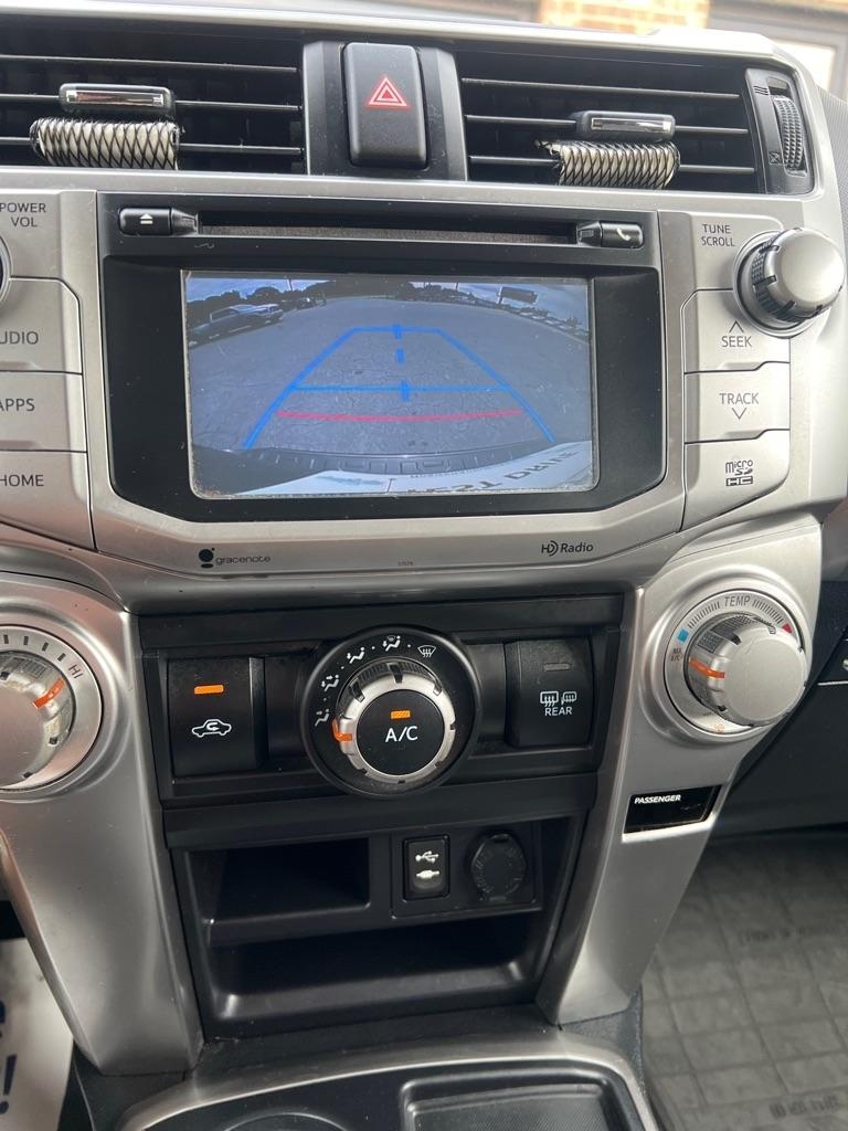 Toyota 4Runner RWD 4dr V6 SR5 Premium (Natl) 2015