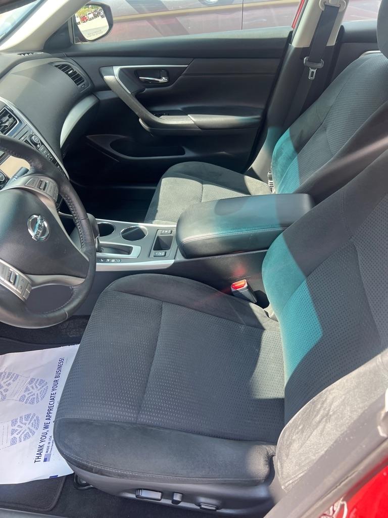 Nissan Altima 4dr Sdn I4 2.5 SV 2015
