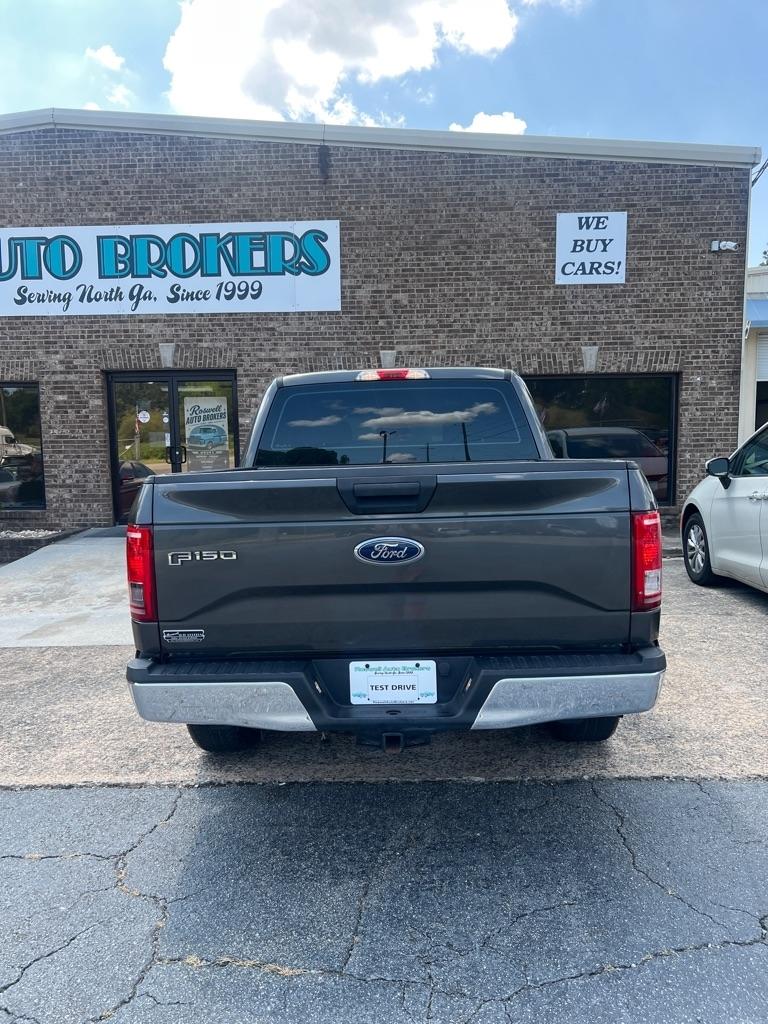 Ford F-150 2WD SuperCrew 157" Lariat 2015