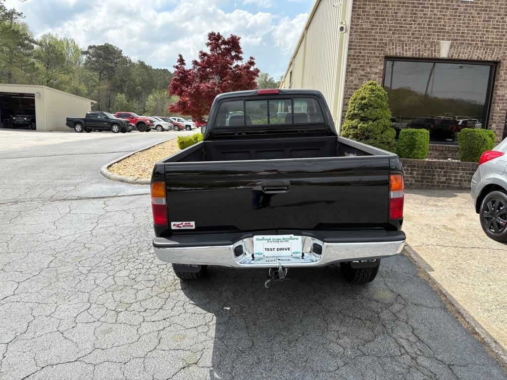 Toyota Tacoma XtraCab V6 Manual 4WD 1999