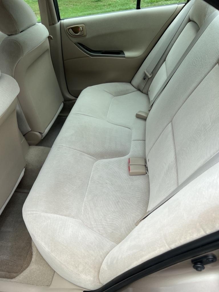 Mitsubishi Galant 4dr Sdn ES 2.4L Auto 2003