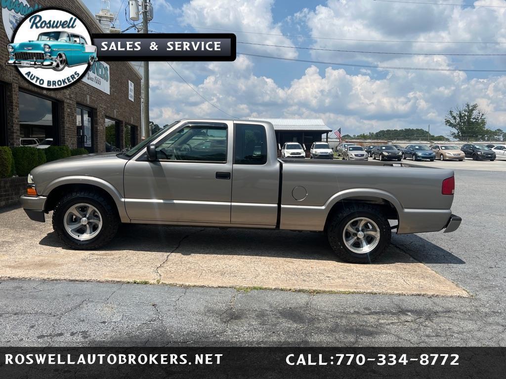 2003 Chevrolet S-10 Ext Cab 123" WB LS