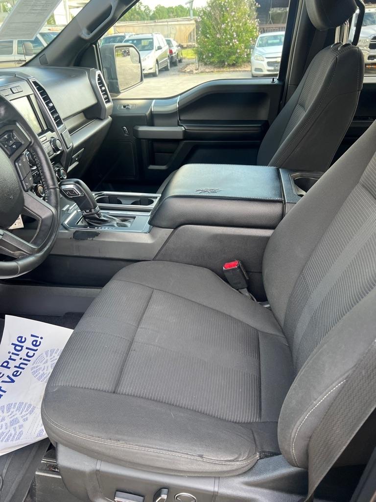 Ford F-150 Lariat 4WD SuperCrew 5.5' Box 2017