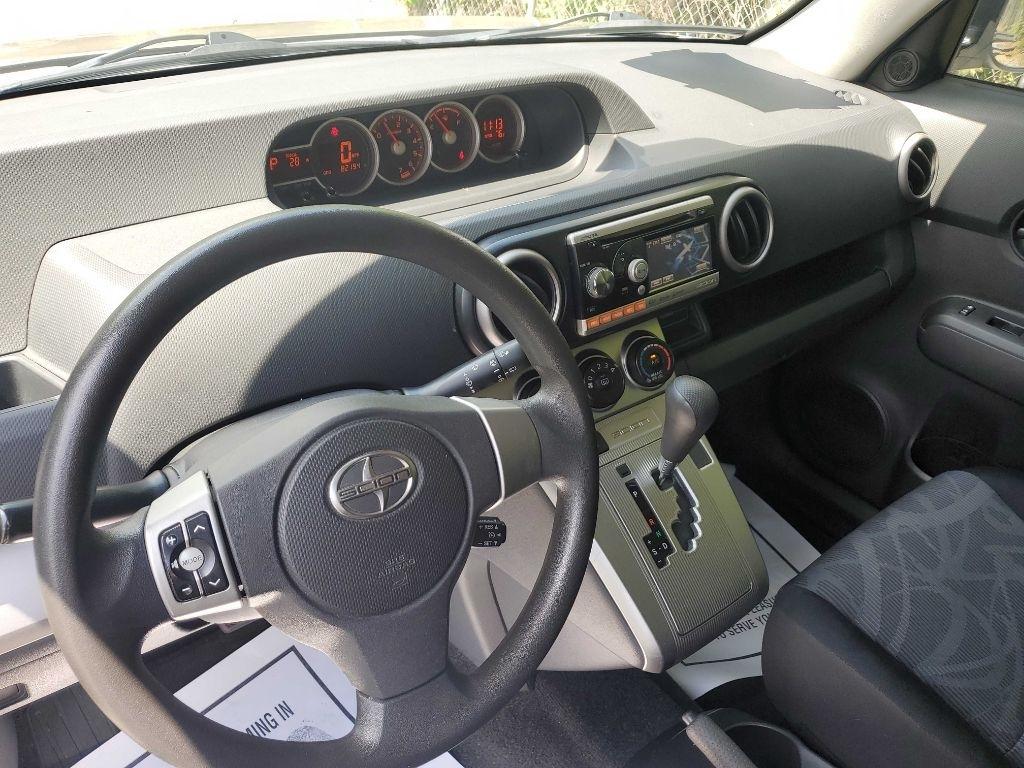 Scion xB 5dr Wgn Man (Natl) 2011