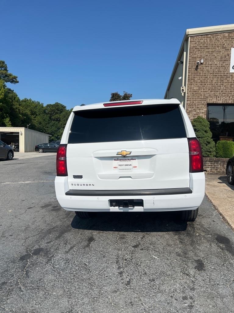 Chevrolet Suburban 2WD 4dr 1500 LT 2019